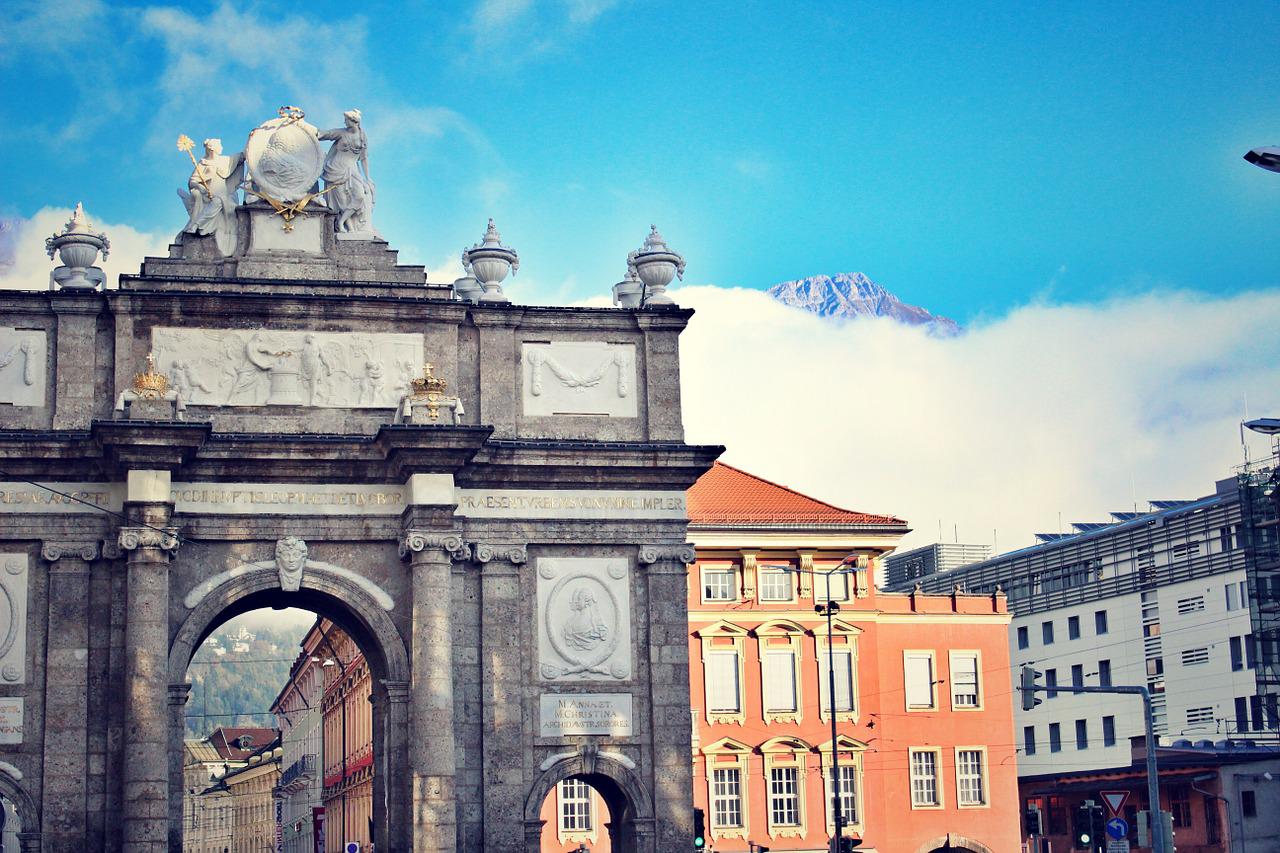 innsbruck monumento alpi montagna