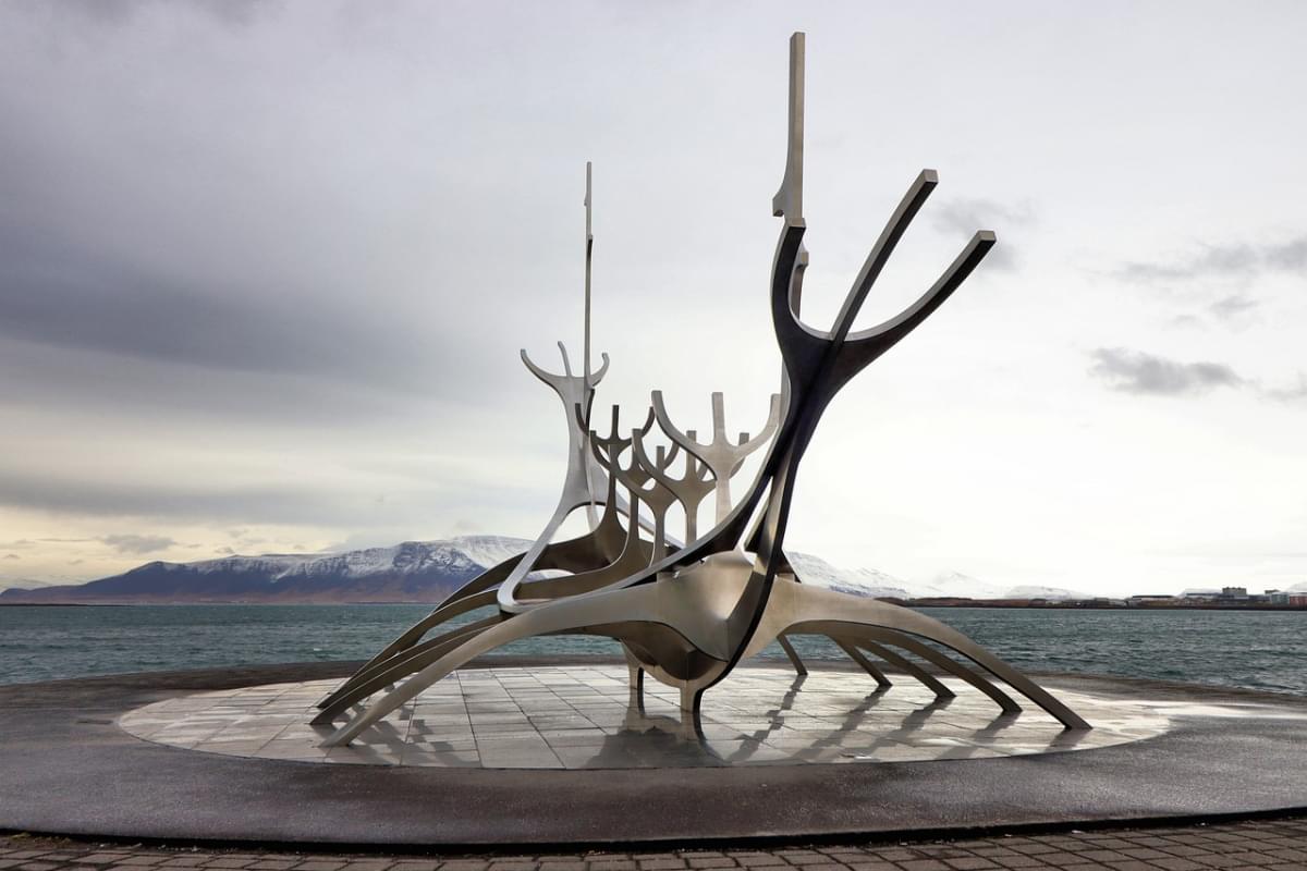 islanda scultura reykjavik
