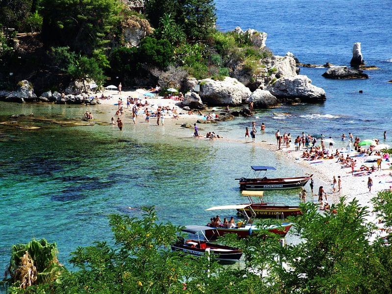 isola bella taormina mare