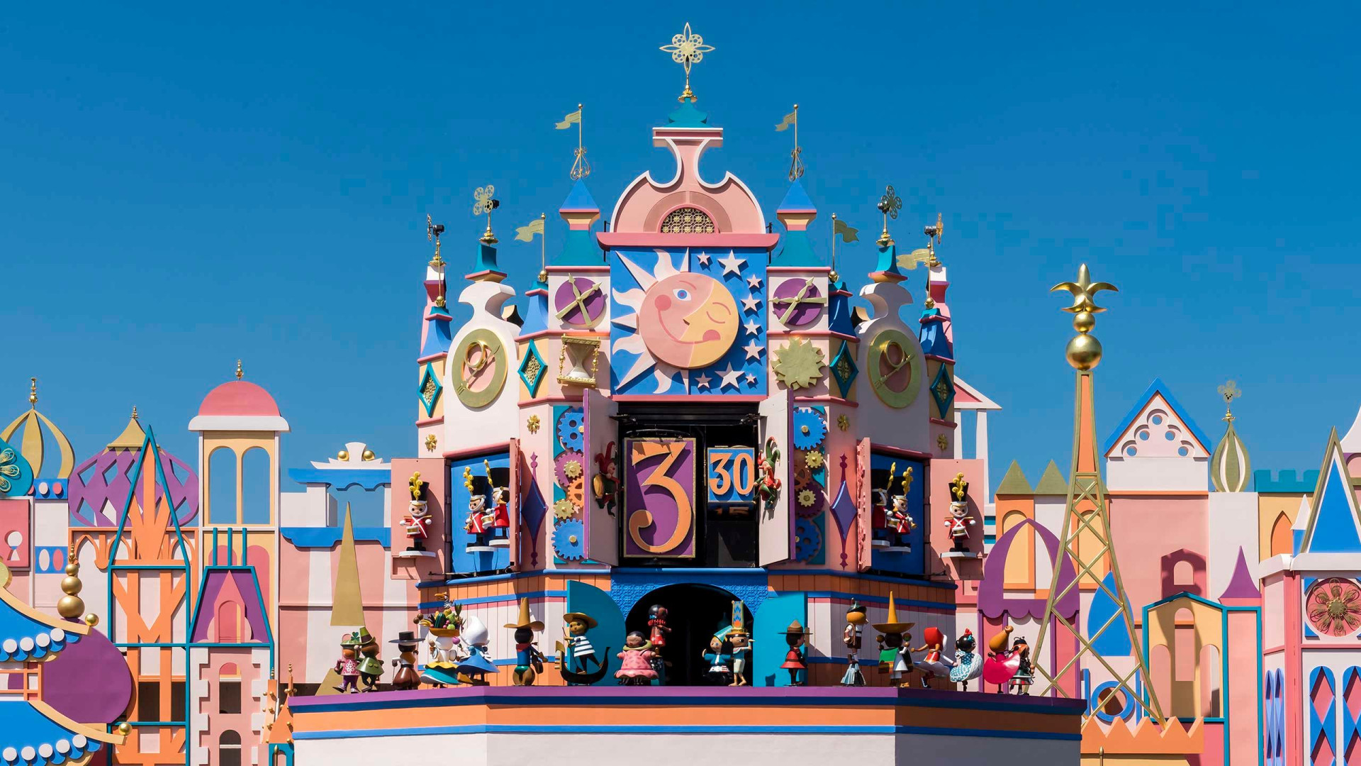 it s a small world
