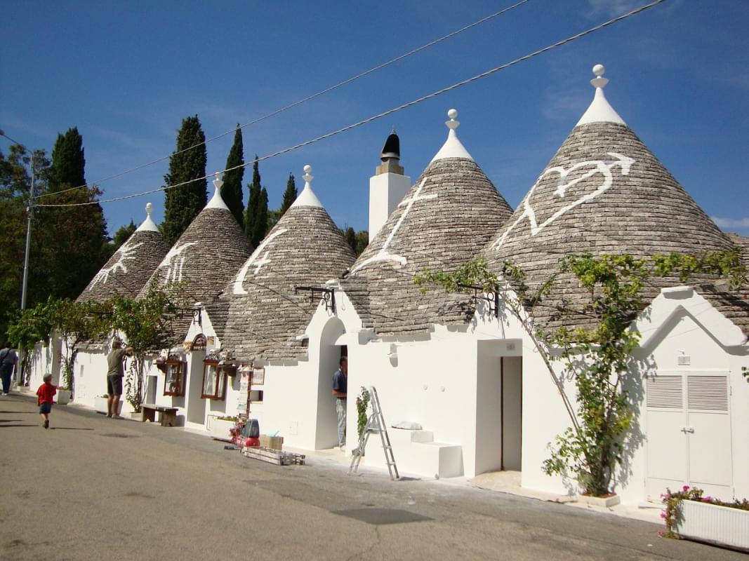 italia alberobello case le case