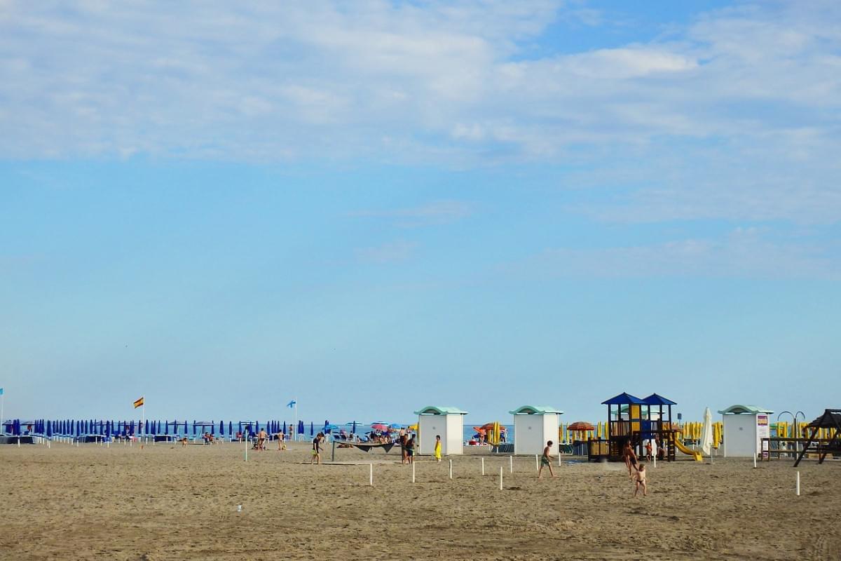 italia grado spiaggia mare