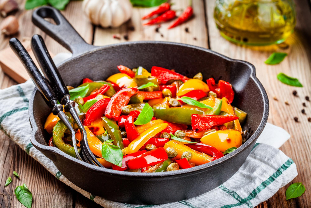 italian cuisine peperonata roasted bell pepper with capers basil pan