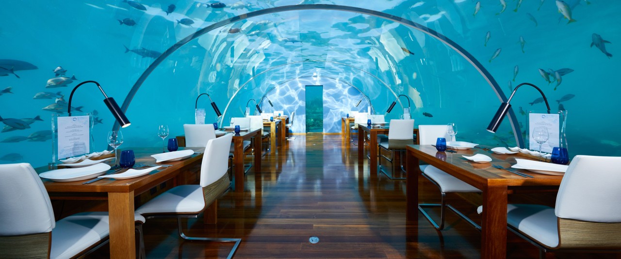 ithaa undersea restaurant