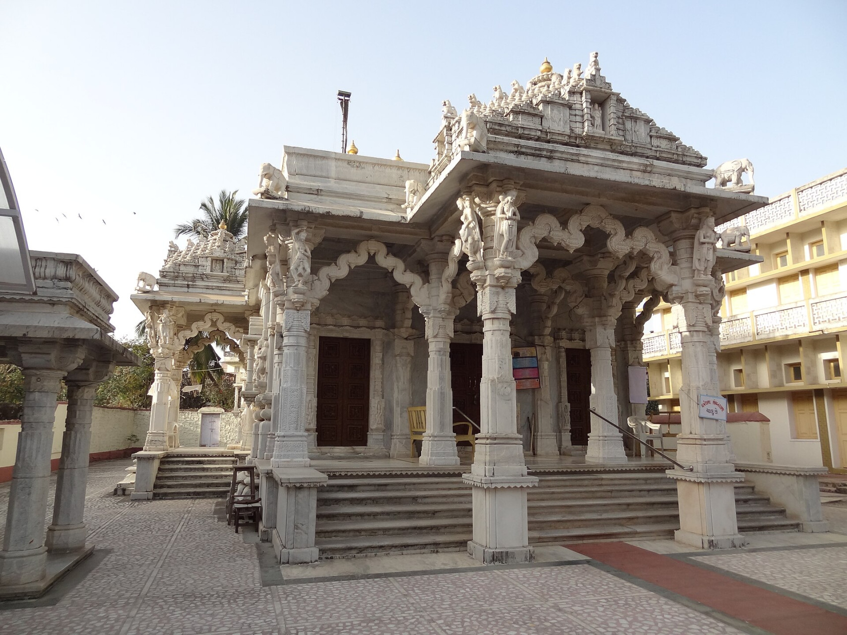 jain temple daman 2012
