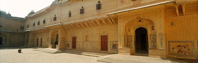 jaipur nahargarh fort madhvendra palace