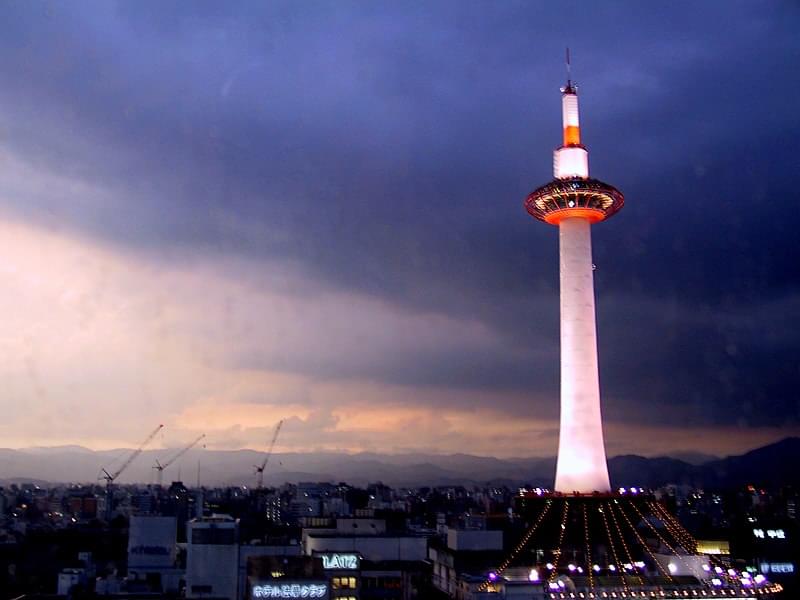 juni kyoto tower