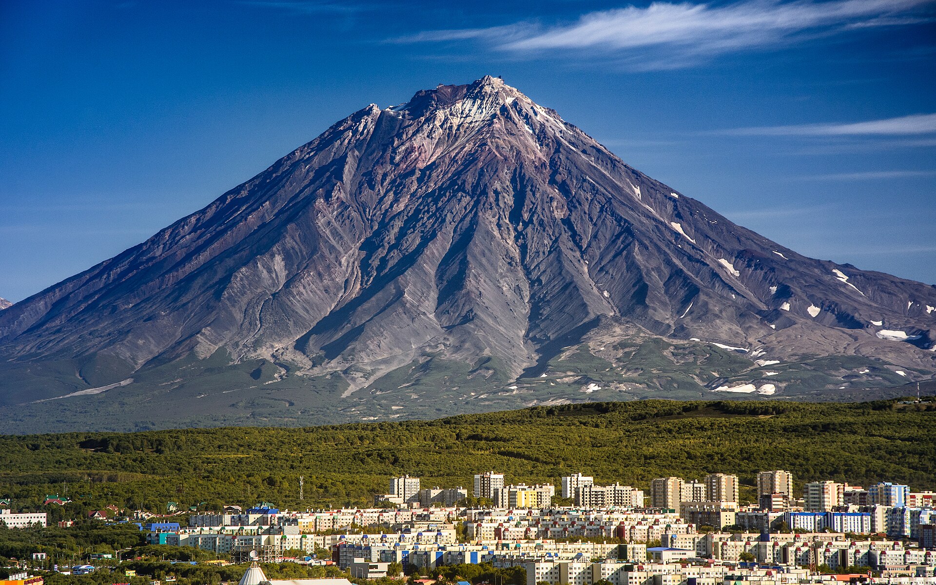 kamchatka volcano koryaksky 24231533812