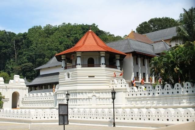 kandy tempio sacro dente del buddha