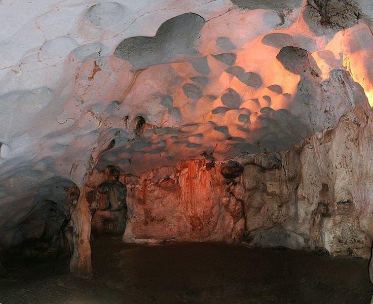 karain cave chamber