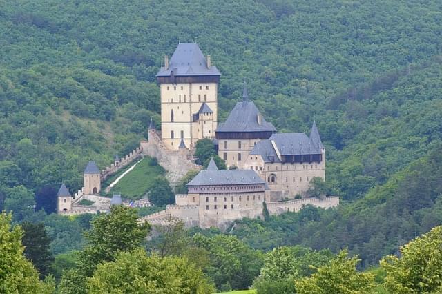 karlstejn castello praga