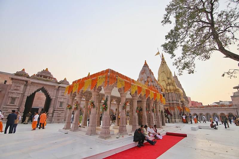 kashi vishwanath renovated mandir