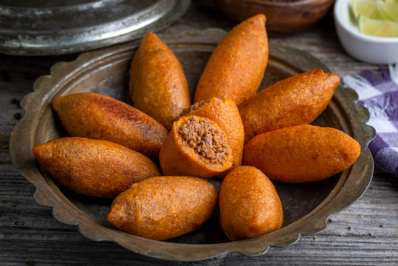 kibbeh is popular dish middle eastern cuisine turkish name icli kofte oruk