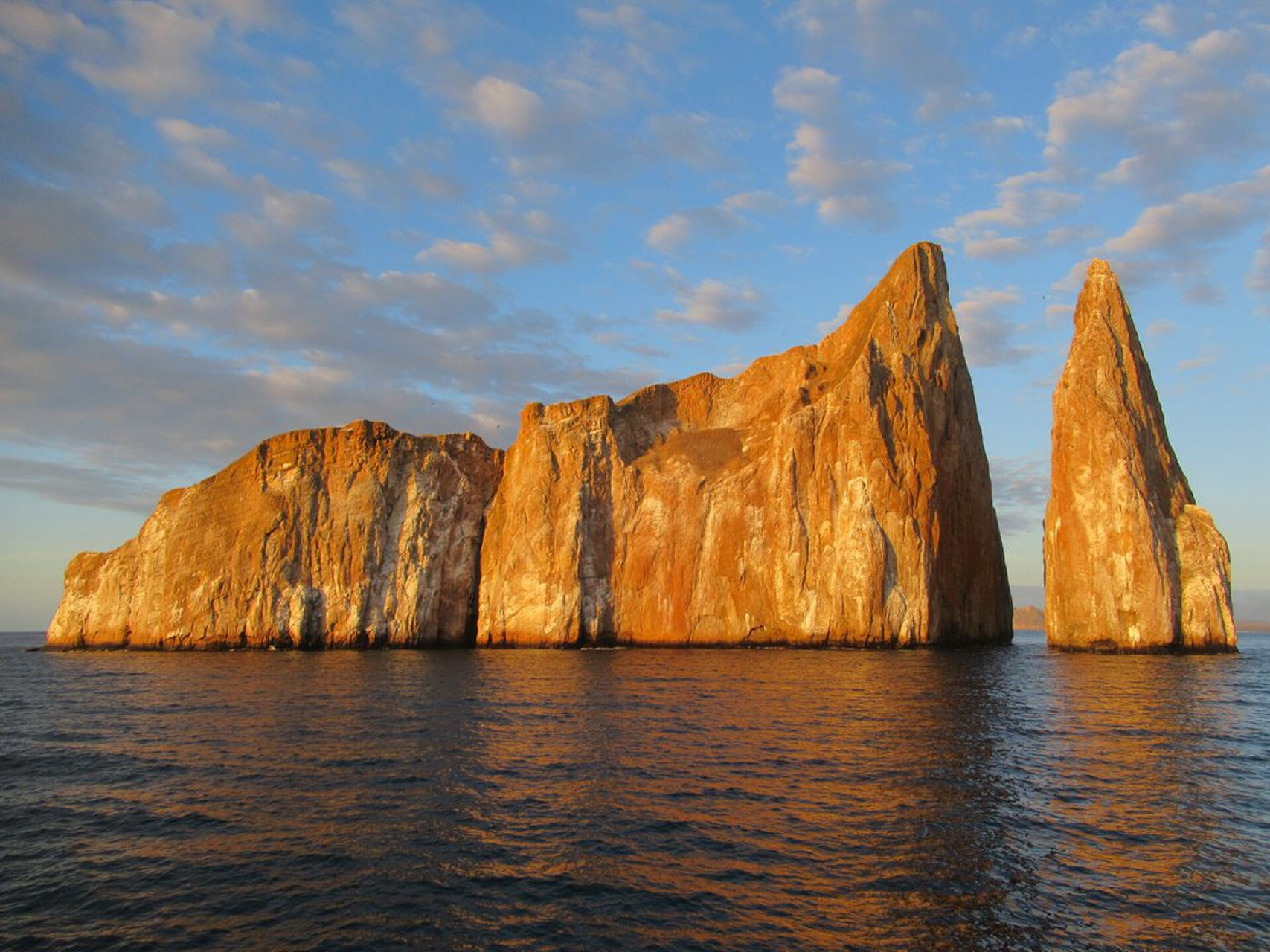 kicker rock 49351523282