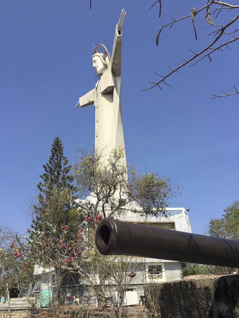 Panorama di Vung Tau con Cristo Re sulla collina