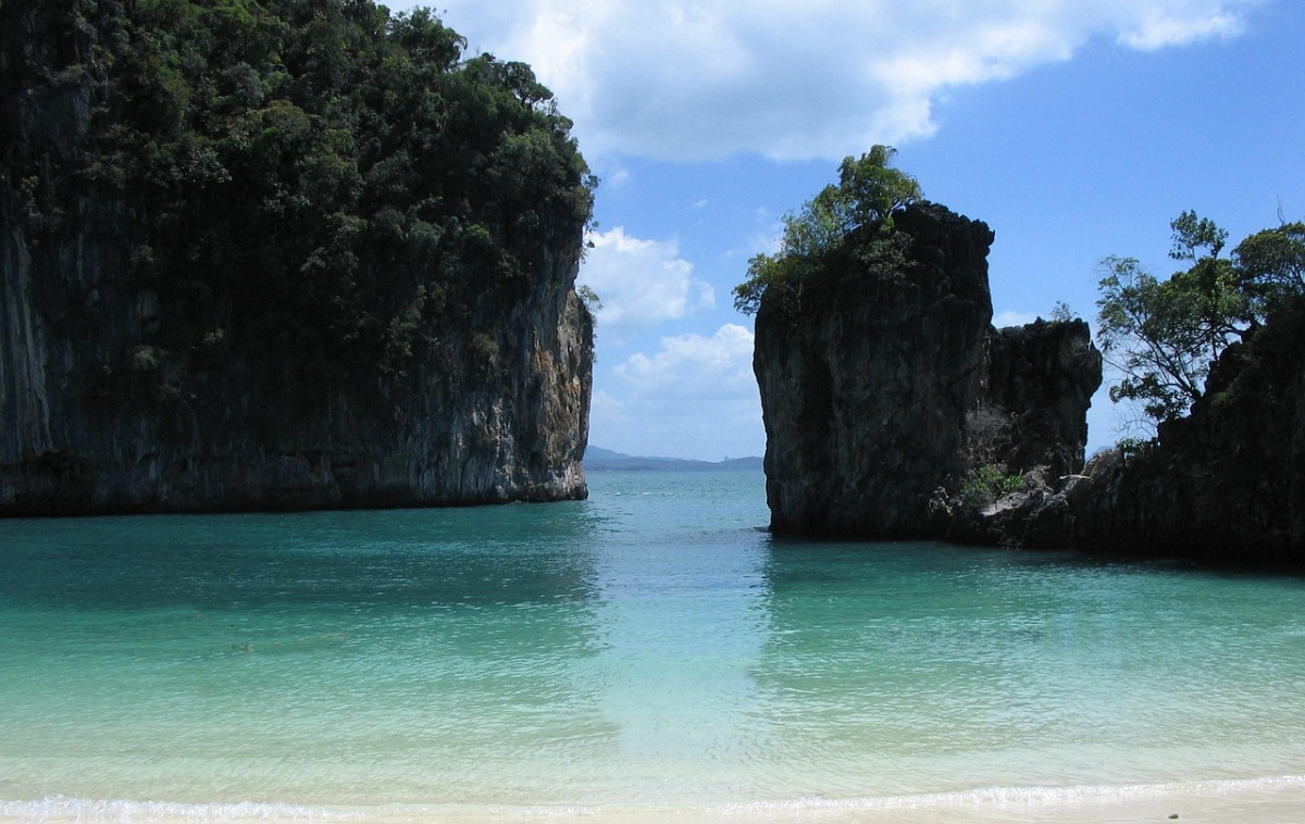 koh hong krabi spiaggia scogliere