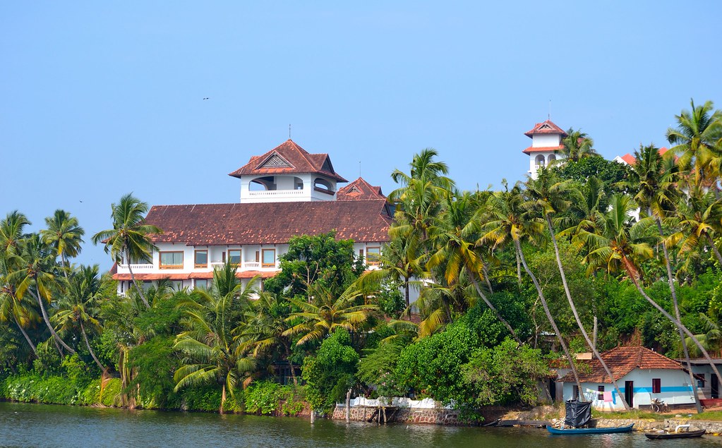 kollam kerala backwaters