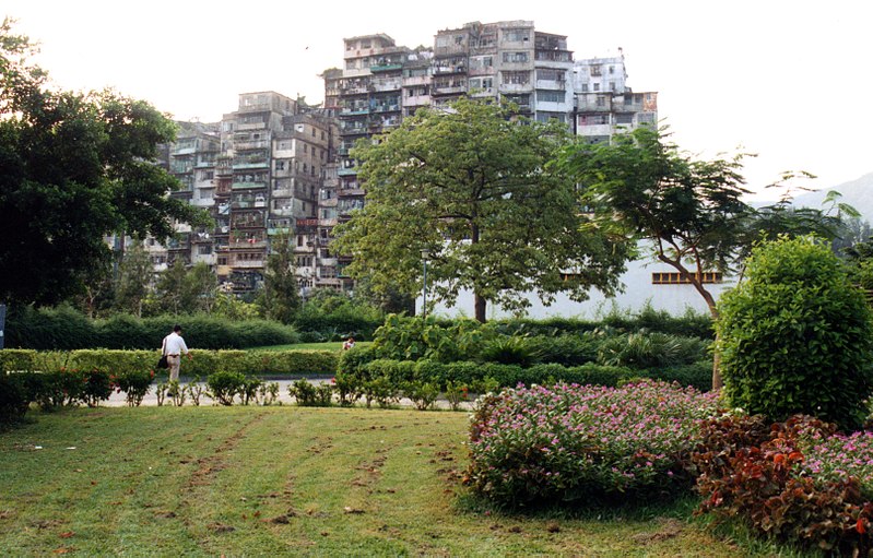 01 kowloon walled city