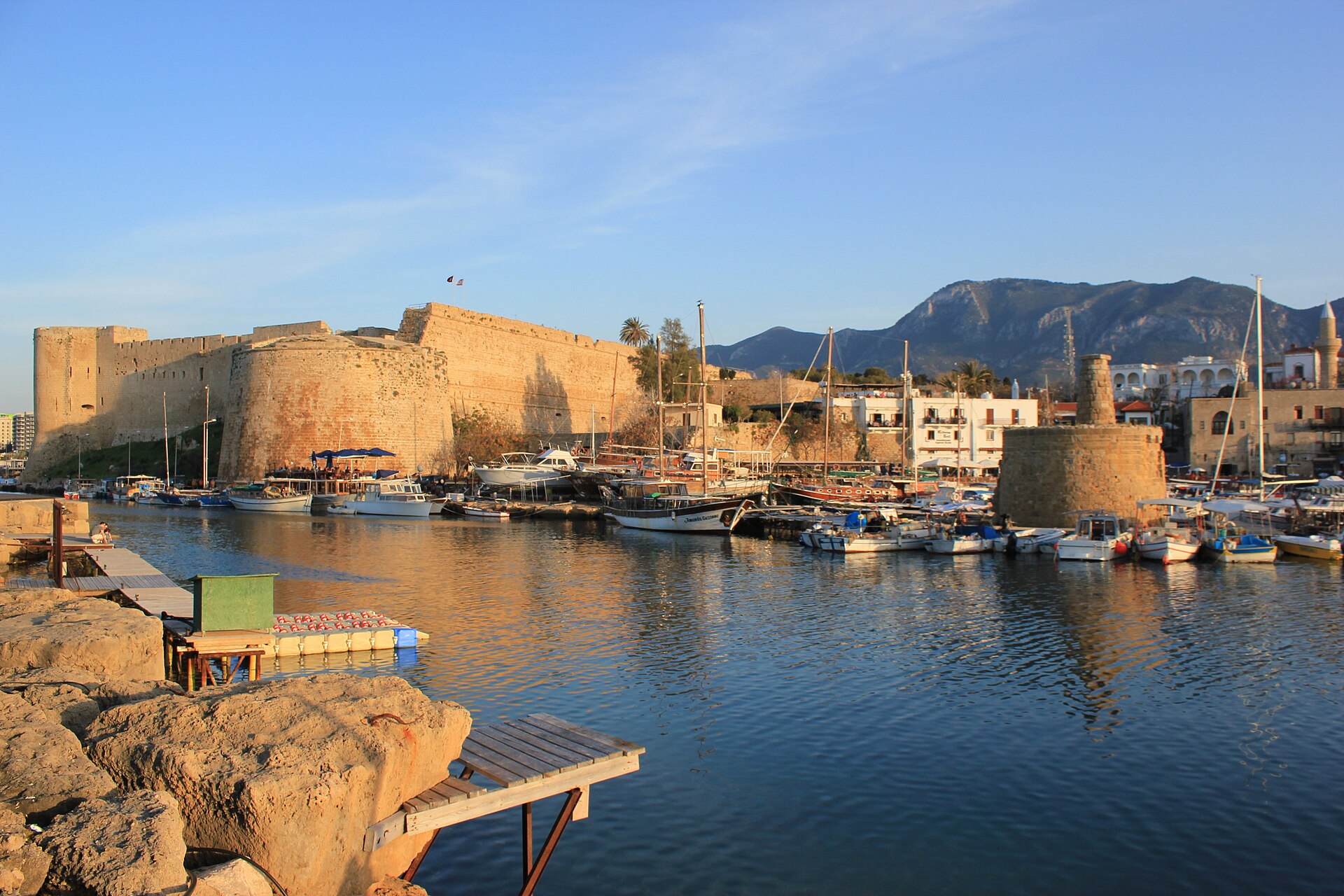 kyrenia harbour 3