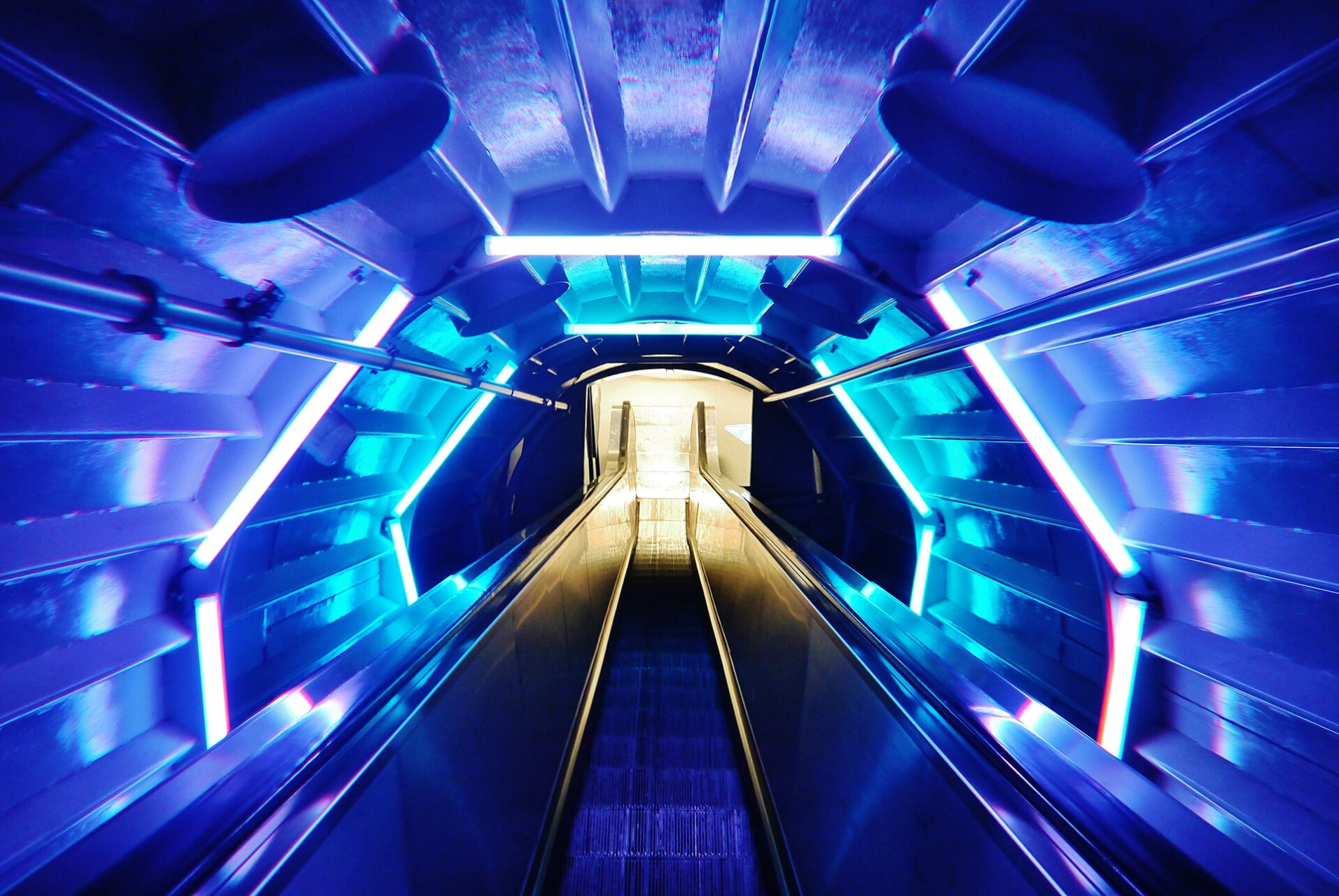 laekenatomiuminnenverbindungsrohren14