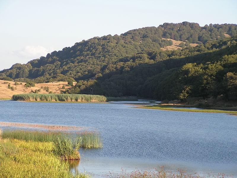 lago biviere nebrodi cesaro