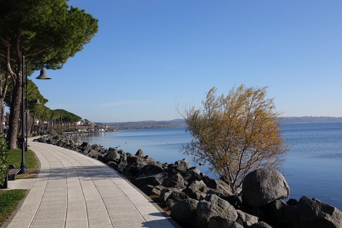 lago bracciano roma sentiero 1