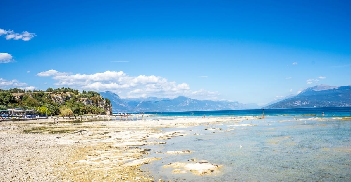 lago di garda sirmione beach acqua