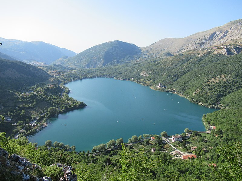 volpe rossa lago di scanno