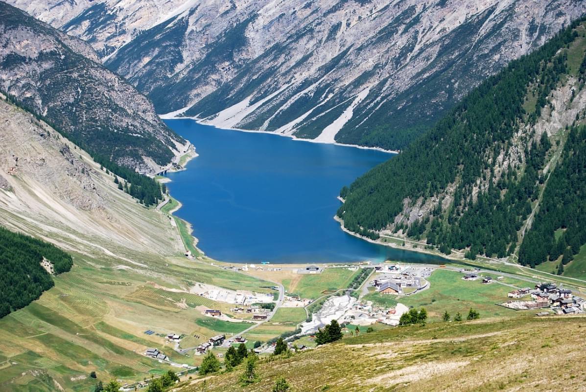 lago livigno montagne italia alpi 1