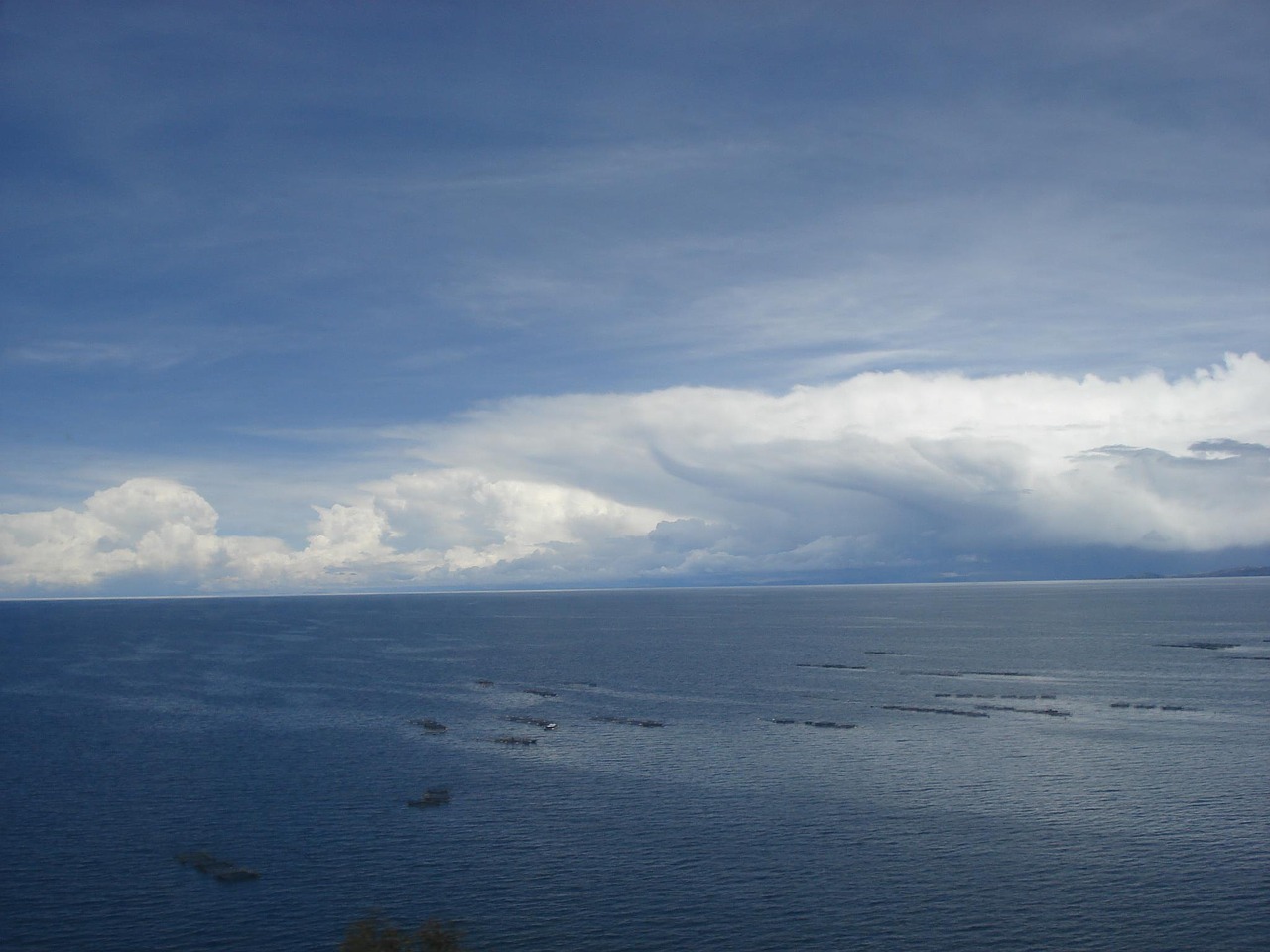 lago titicaca peru cielo amanecer