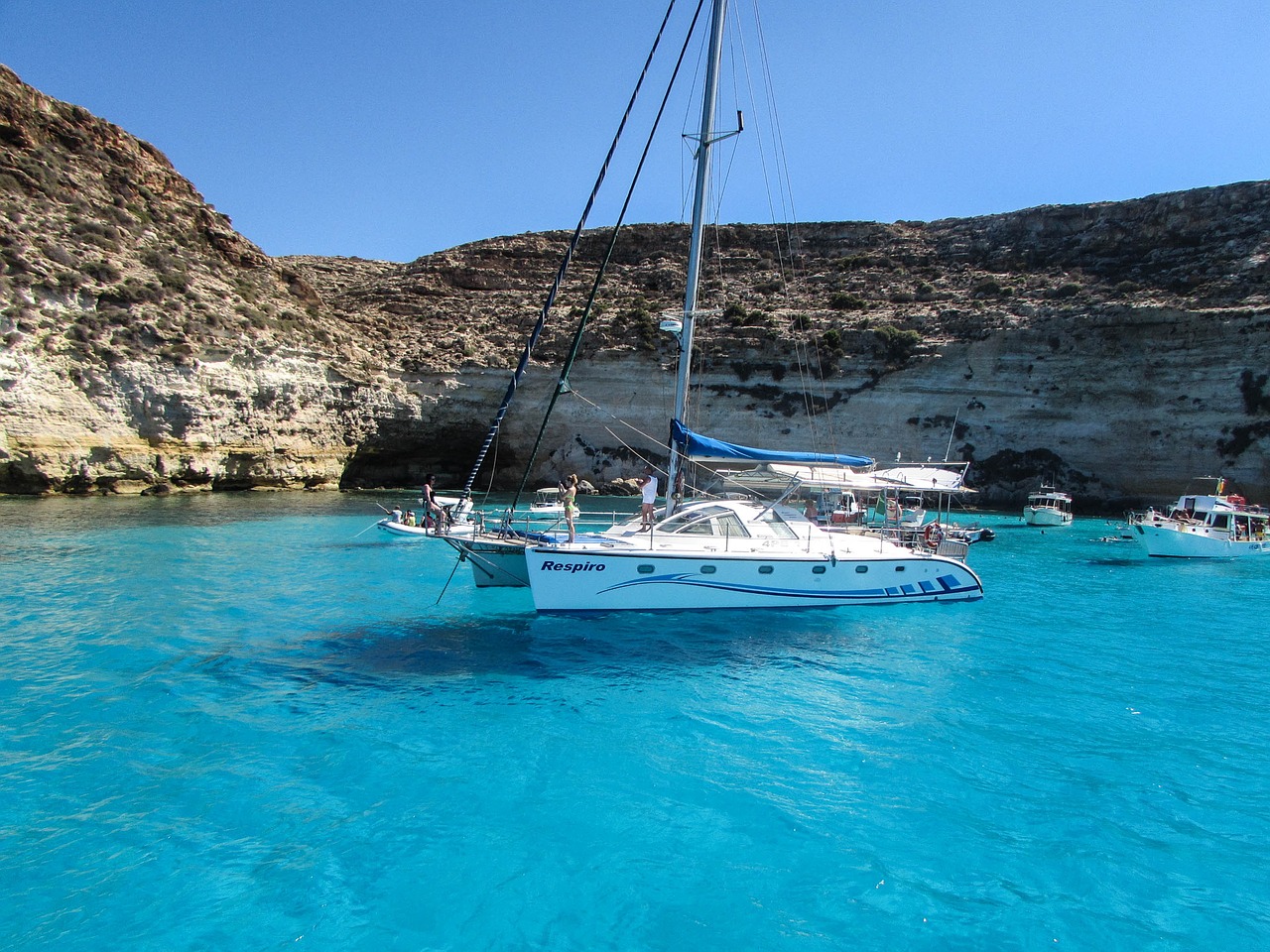 lampedusa mare barca viaggio 1