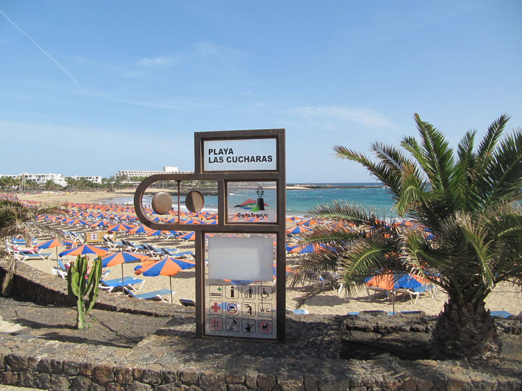 laya Las Cucharas, spot per windsurf a Costa Teguise