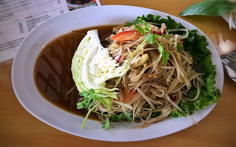 lao papaya salad 3 cropped