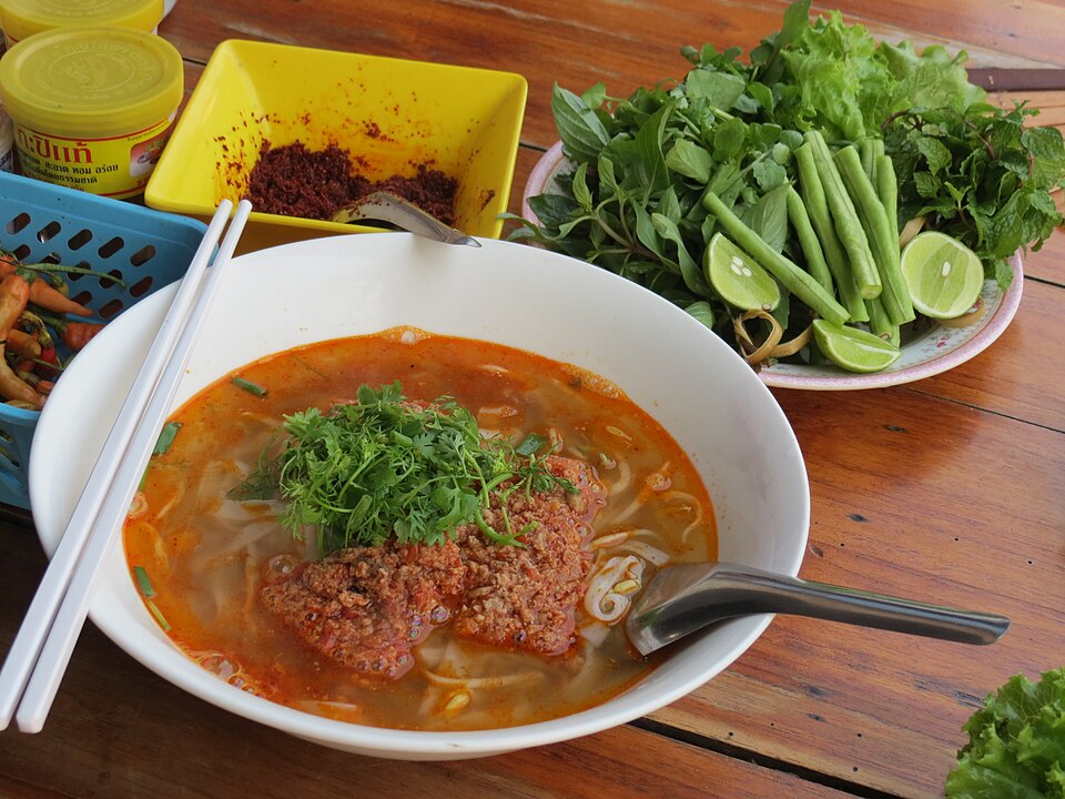 lao style khao soi