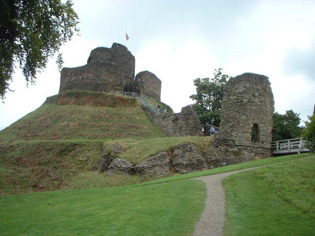 launceston castle geograph org uk 22242