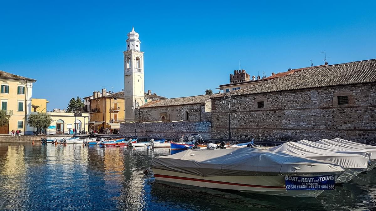 lazise lago di garda chiesa