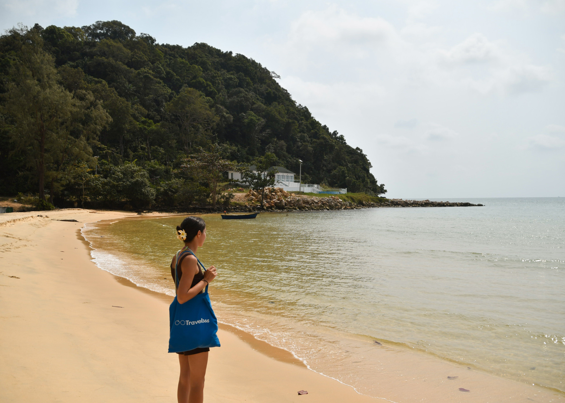 lazy beach koh rong 1