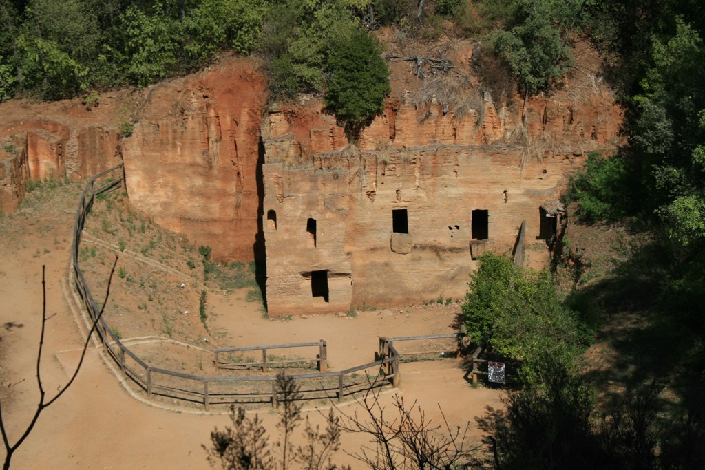 le grotte necropolis in the necropoli delle grotto area of parco archeologico di baratti e populoni
