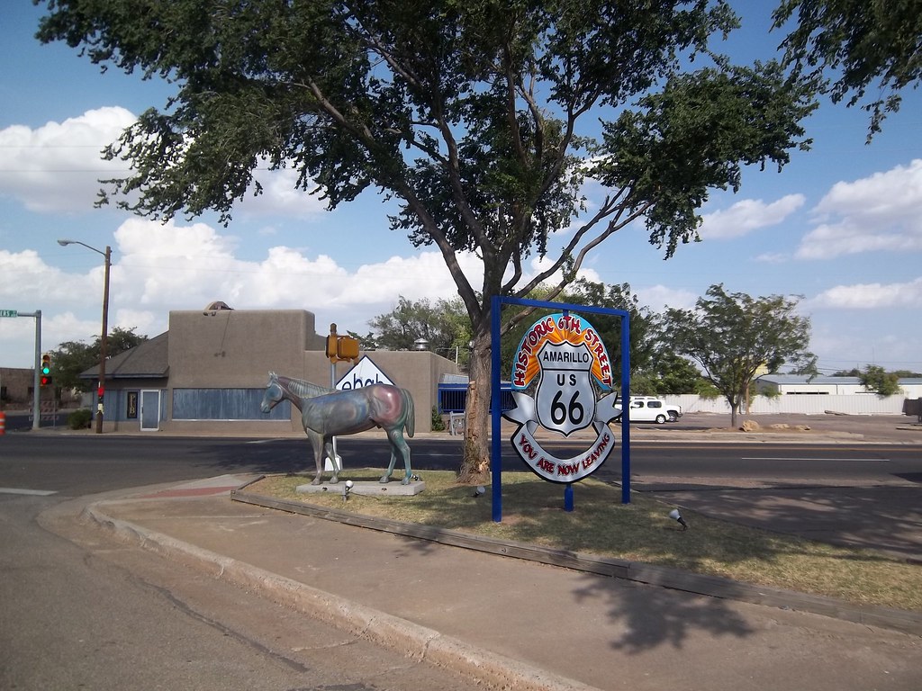 leaving historic route 66 district amarillo texas