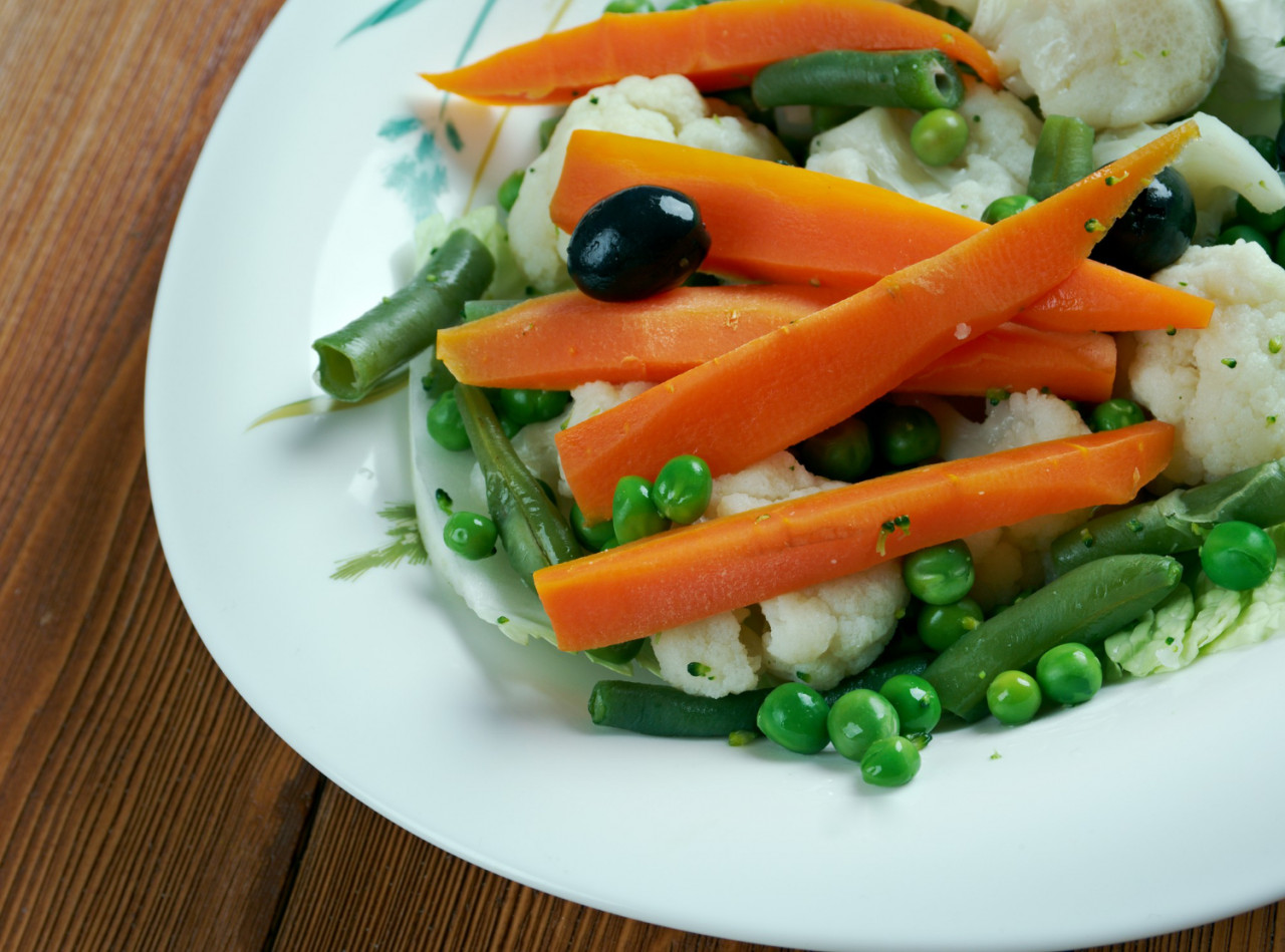 leipziger allerlei regional german vegetable dish consisting peas carrots asparagus morels