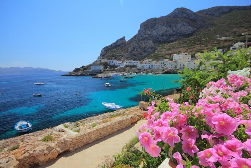 Levanzo nell'arcipelago delle Egadi