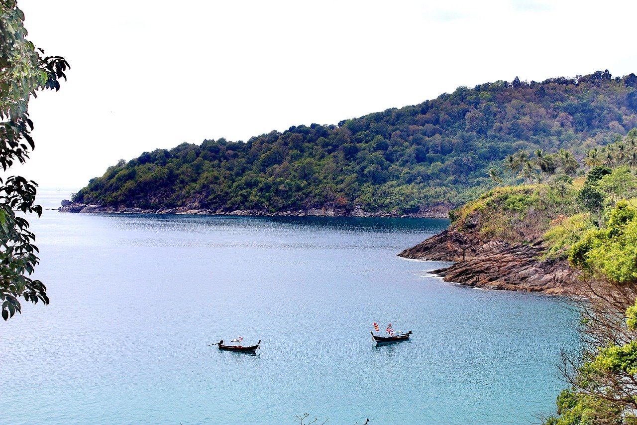 liberta spiaggia phuket thailandia