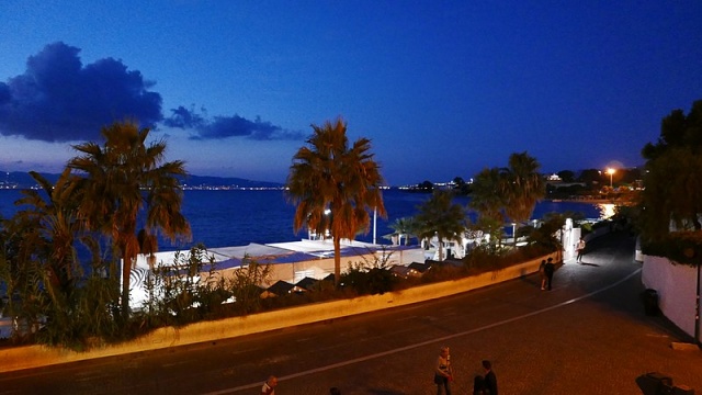 reggio calabria lungomare panorama grandangolare