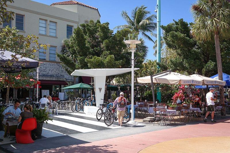 lincoln road mall 12 1