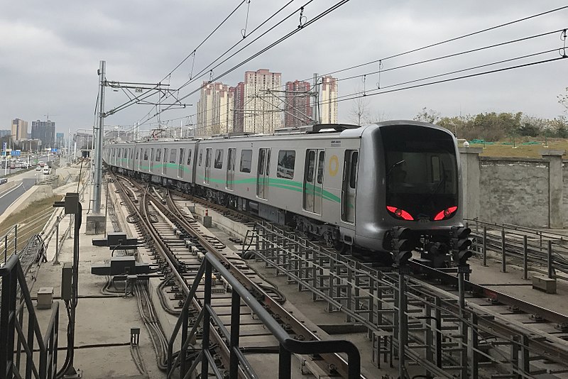 line 4 train chengdu metro