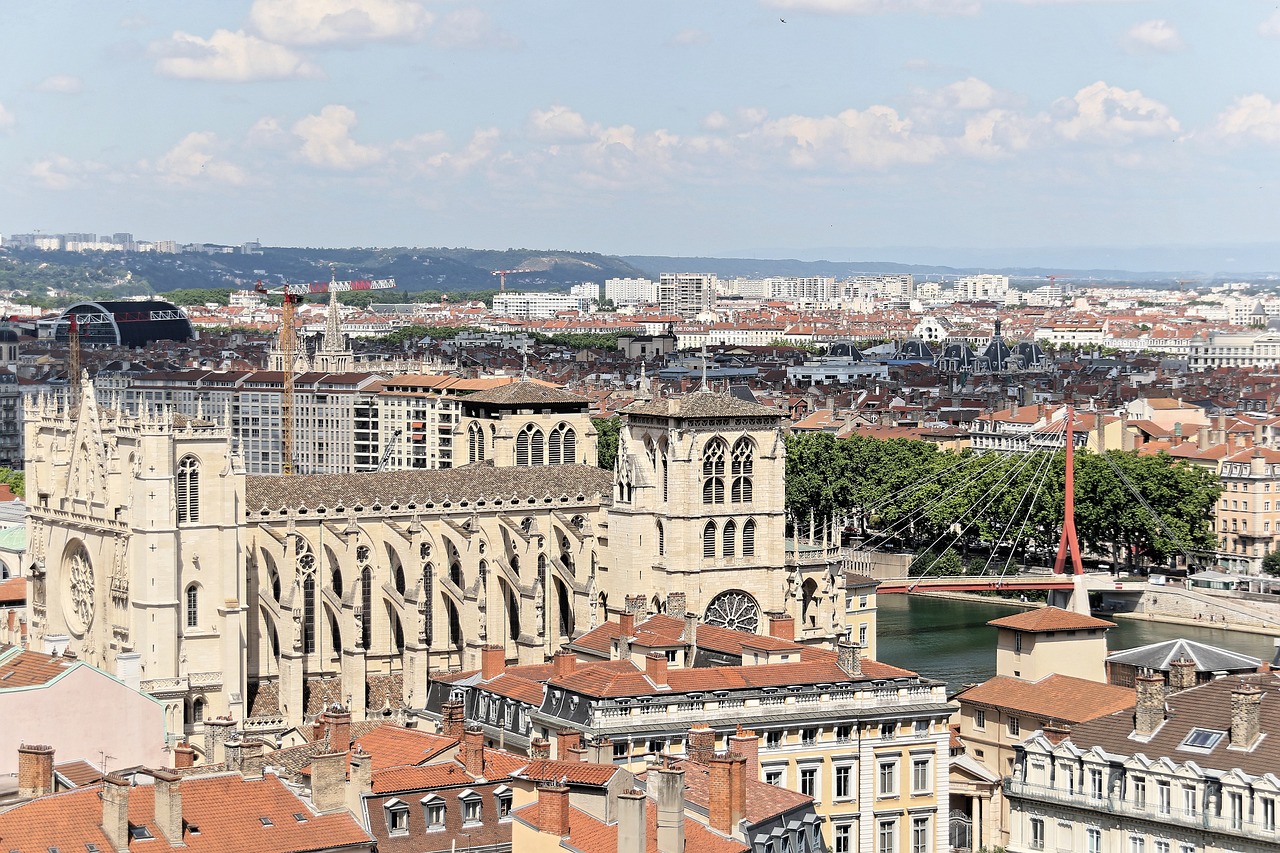lione cattedrale chiesa saint jean