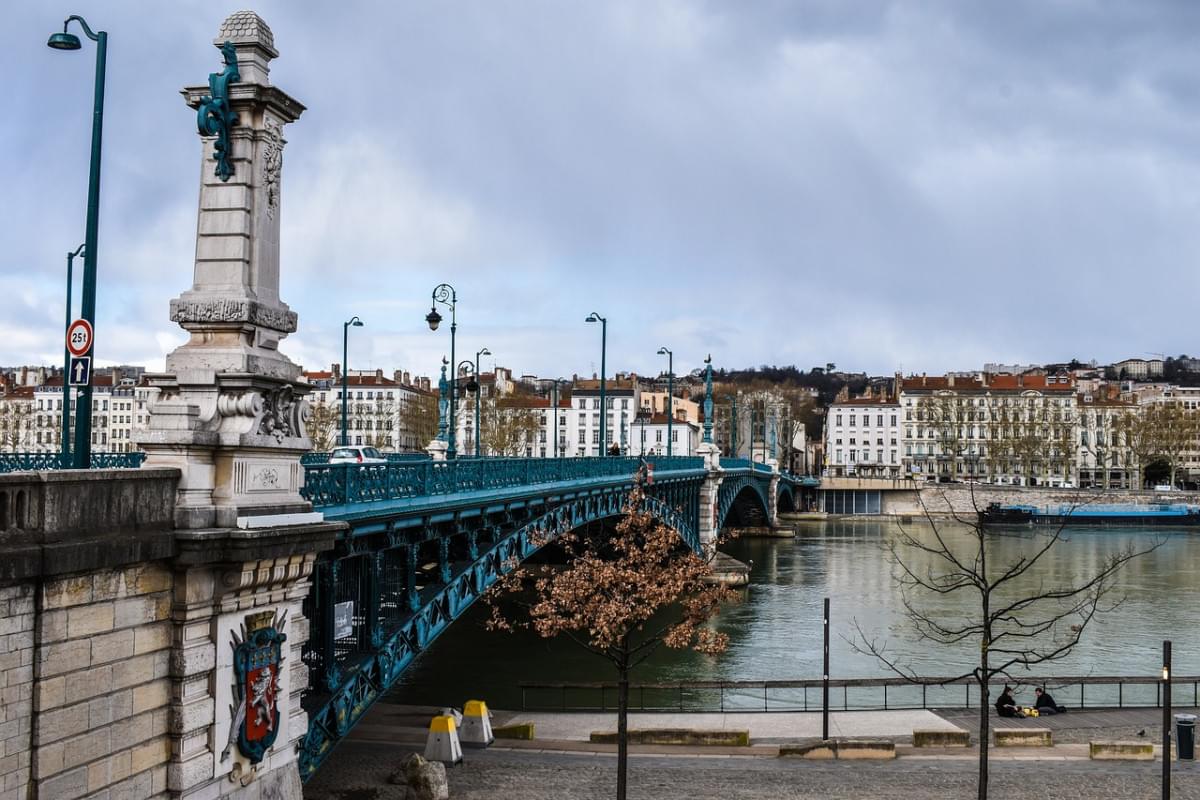 lione francia architettura ponte 1