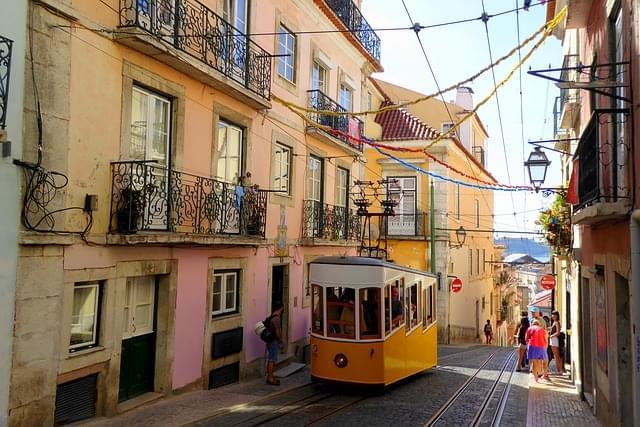 tram 28 di Lisbona