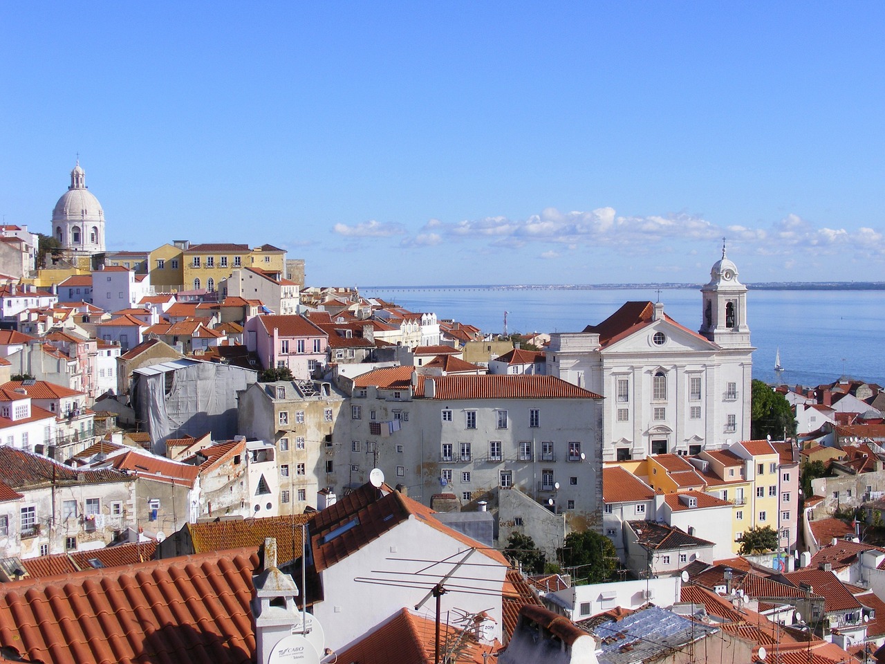 lisbona portogallo alfama