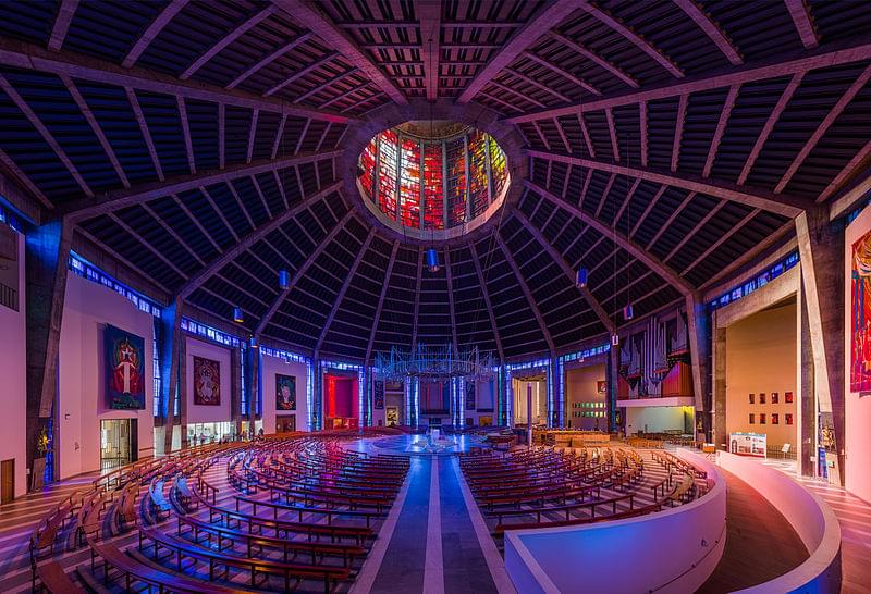 liverpool metropolitan cathedral interior